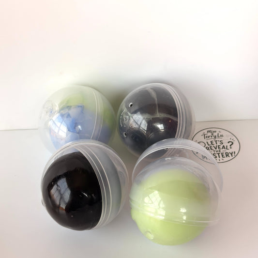 Cracking Wax Ball Squshie - Random Color