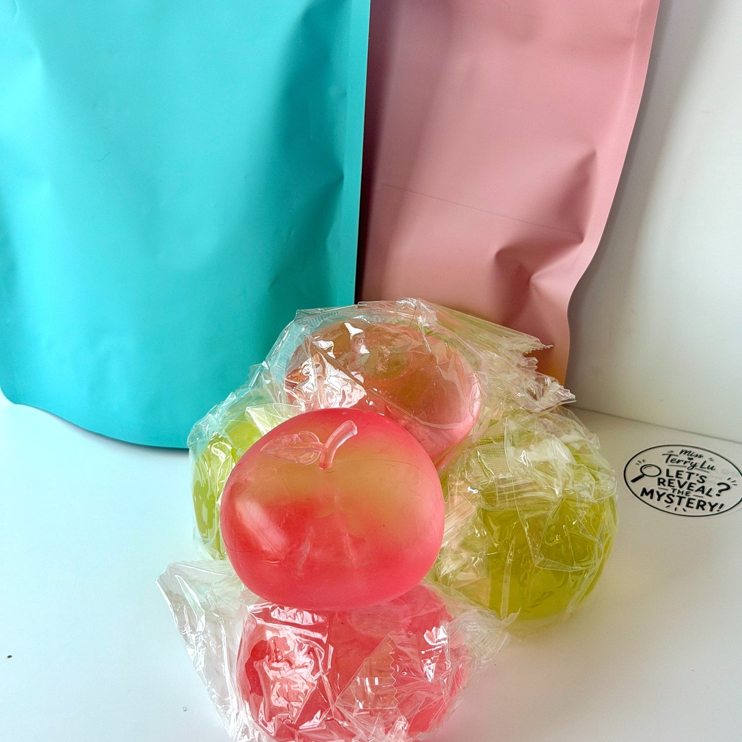 Crystal Apple Squishy - Slow Rebound